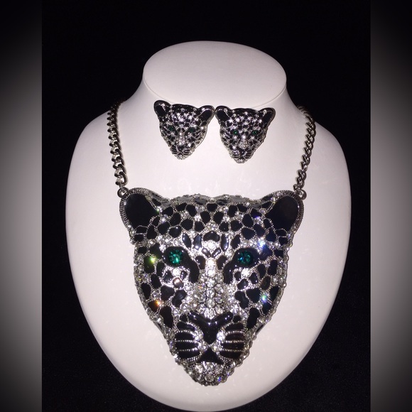 Pavé Leopard Statement Necklace Set - Picture 1 of 1